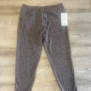 New lululemon warmth jogger. Size 12. Merino wool